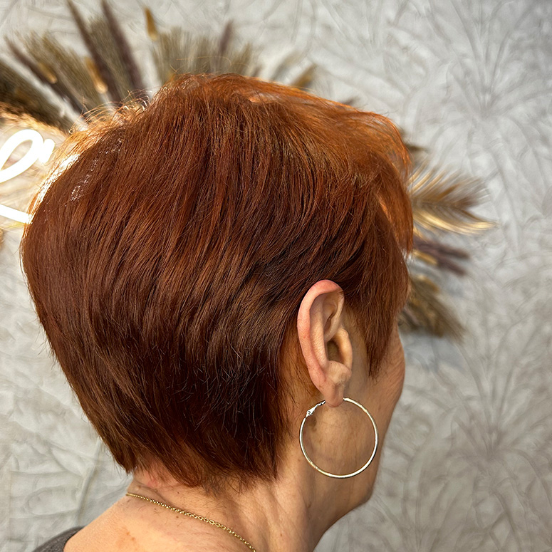 salon de coiffure nice-eclaircissement de cheveux nice-lissage nice- coupe de cheveux nice-coiffure cagnes sur mer-coiffeuse nice